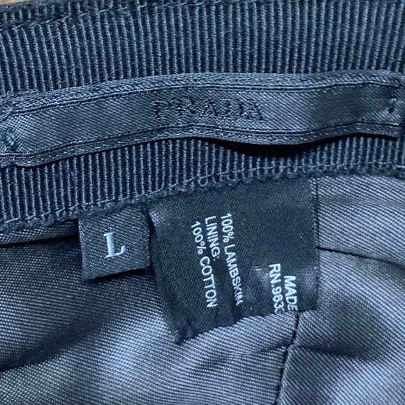 Rare: Authentic Discontinued Prada Lambskin Cap - Picture 5 of 6
